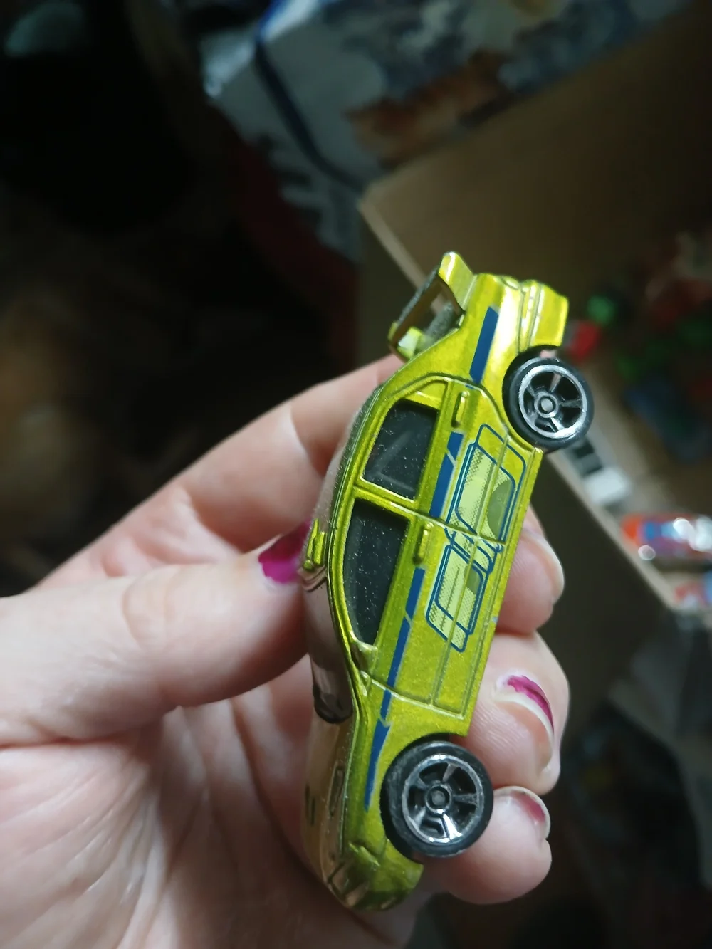 1:64 scale Hot Wheels Mitsubishi Lancer Evolution VII diecast car,